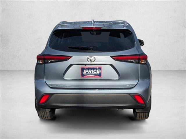 used 2023 Toyota Highlander car, priced at $31,998