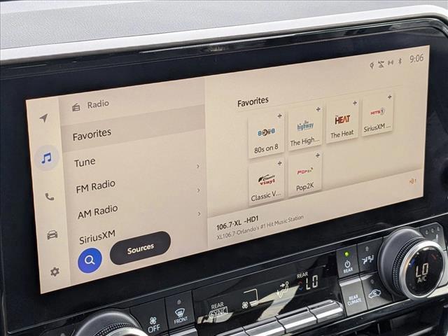 used 2023 Toyota Highlander car, priced at $31,998