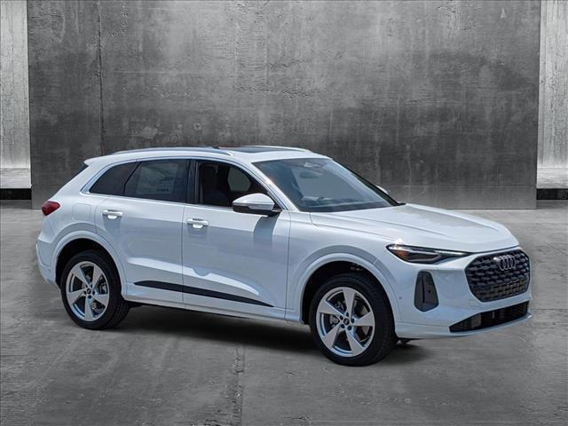 new 2025 Audi Q5 car, priced at $61,300
