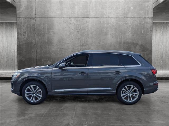 new 2025 Audi Q7 car, priced at $65,270