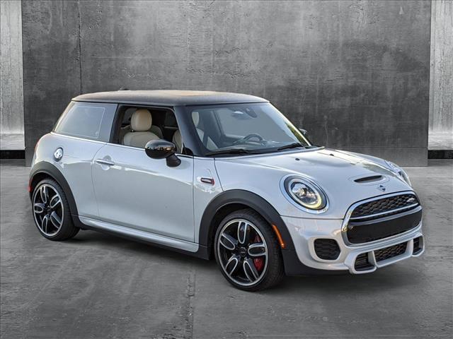 used 2020 MINI Hardtop car, priced at $25,998