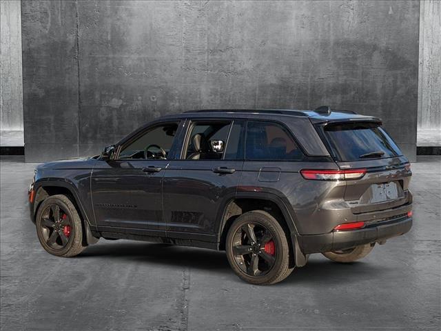 used 2022 Jeep Grand Cherokee car, priced at $31,422