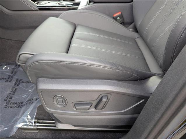 new 2025 Audi Q5 car, priced at $61,950