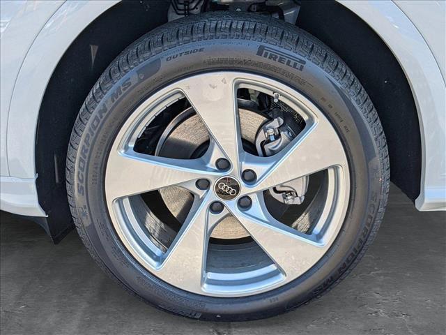 new 2025 Audi Q5 car, priced at $61,300