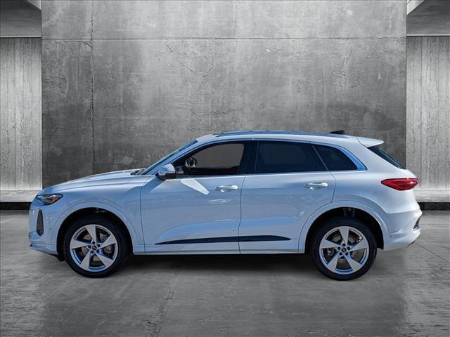 new 2025 Audi Q5 car, priced at $61,300