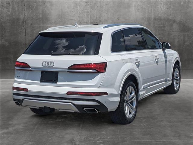 new 2025 Audi Q7 car, priced at $75,925