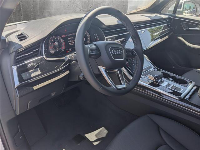 new 2025 Audi Q7 car, priced at $75,925