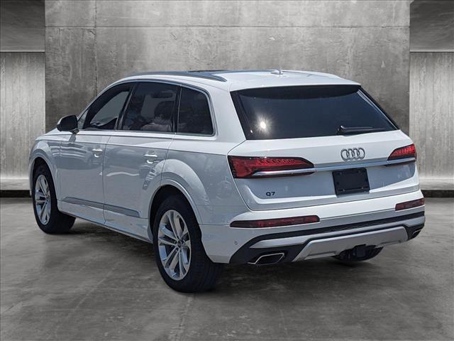 new 2025 Audi Q7 car, priced at $75,925