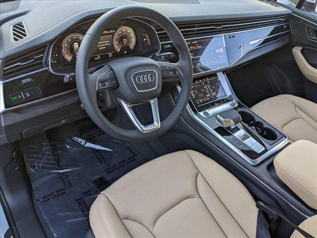 new 2025 Audi Q7 car, priced at $76,205
