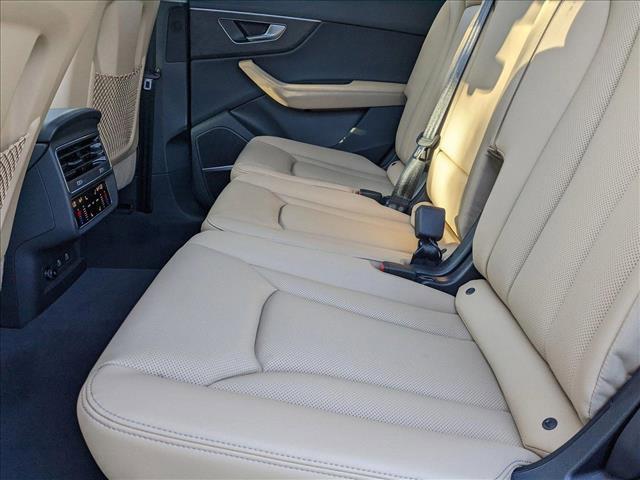 new 2025 Audi Q7 car, priced at $76,205