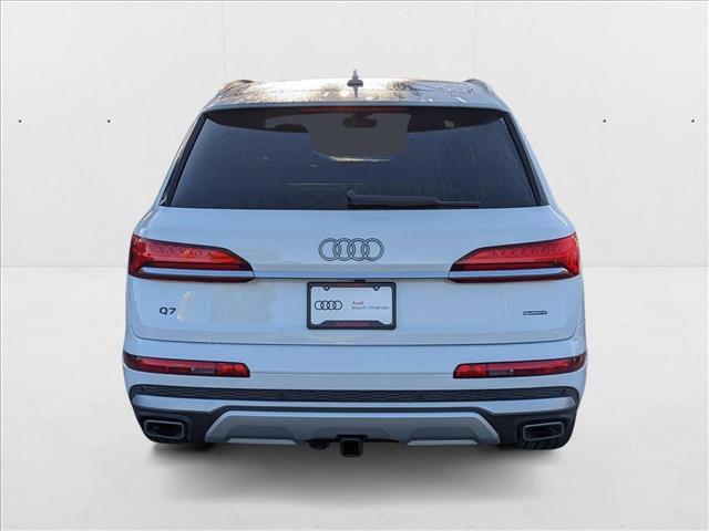 new 2025 Audi Q7 car, priced at $76,205
