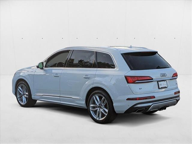 new 2025 Audi Q7 car, priced at $76,205
