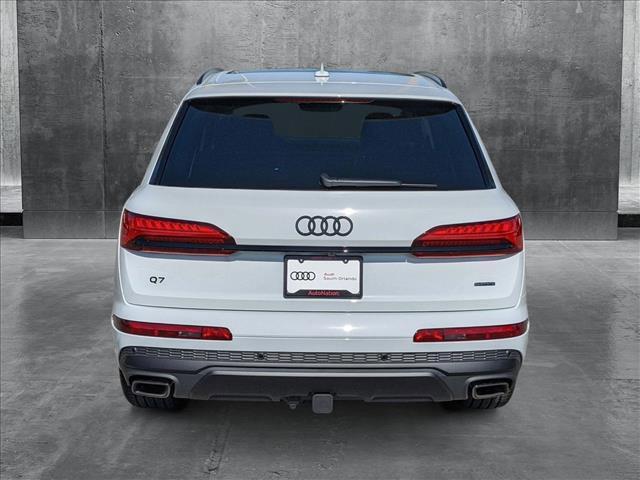 new 2025 Audi Q7 car, priced at $77,750