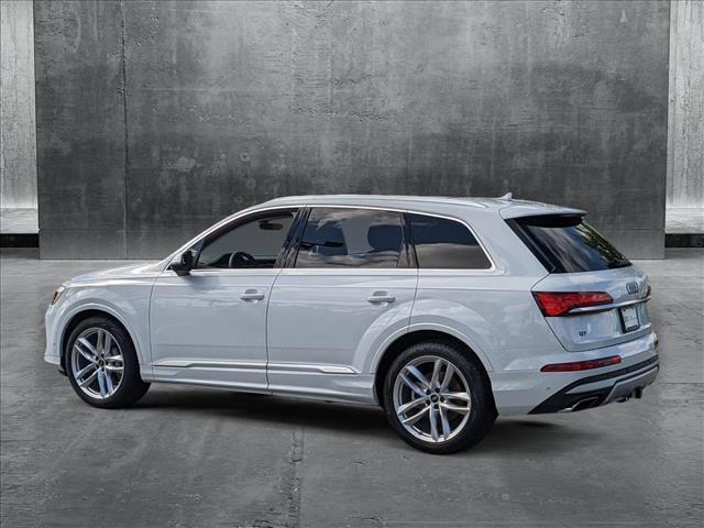 new 2025 Audi Q7 car, priced at $76,570