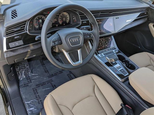 new 2025 Audi Q7 car, priced at $76,985