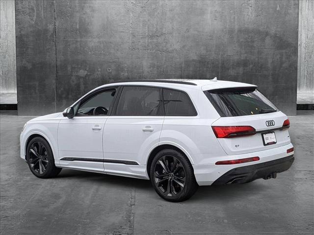 new 2025 Audi Q7 car, priced at $77,727