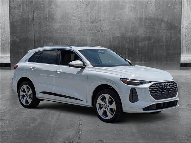 new 2025 Audi Q5 car, priced at $60,975