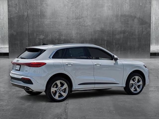 new 2025 Audi Q5 car, priced at $60,975