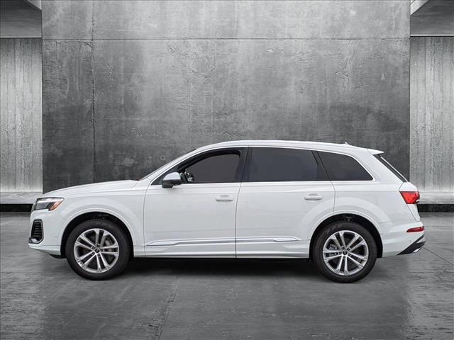 new 2025 Audi Q7 car, priced at $71,675