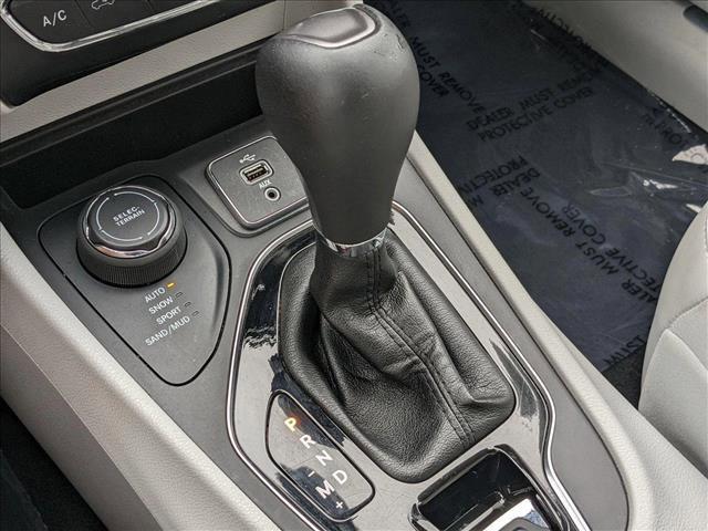 used 2019 Jeep Cherokee car, priced at $15,998