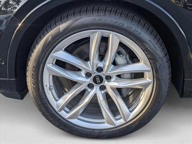 new 2025 Audi Q7 car, priced at $75,585