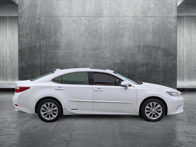 used 2015 Lexus ES 300h car, priced at $20,999