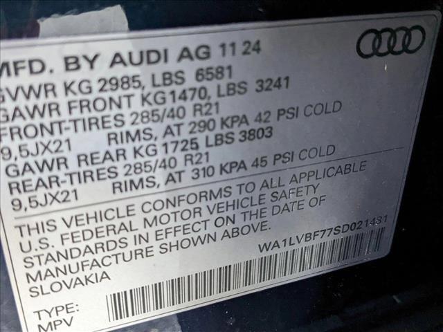 new 2025 Audi Q7 car, priced at $76,985