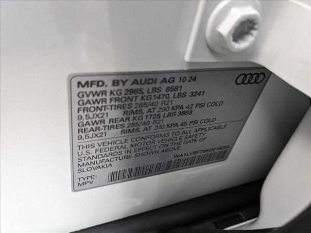 new 2025 Audi Q7 car, priced at $77,750