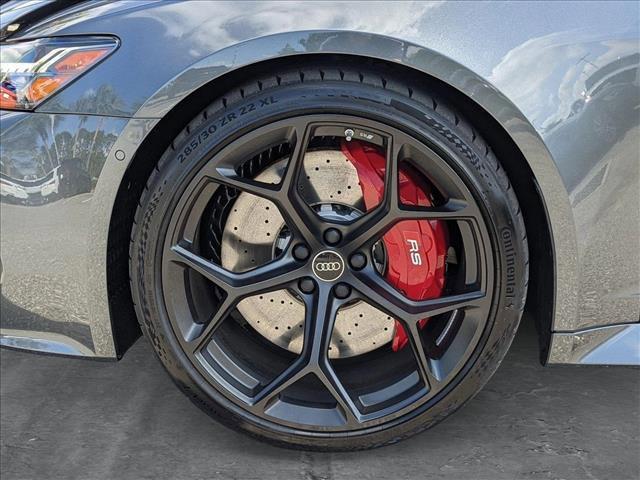 new 2025 Audi RS 6 Avant car, priced at $152,585