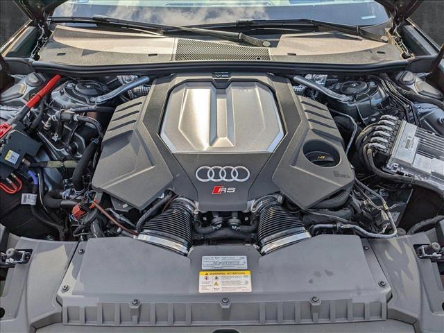 new 2025 Audi RS 6 Avant car, priced at $152,585