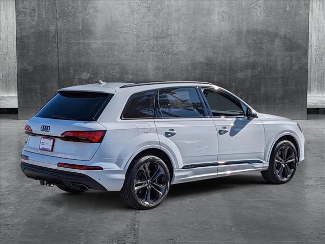 new 2025 Audi Q7 car, priced at $77,605