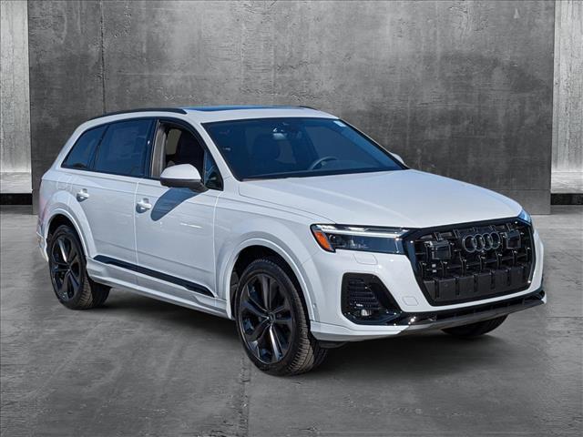 new 2025 Audi Q7 car, priced at $77,605