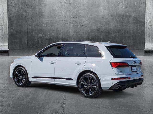 new 2025 Audi Q7 car, priced at $79,367