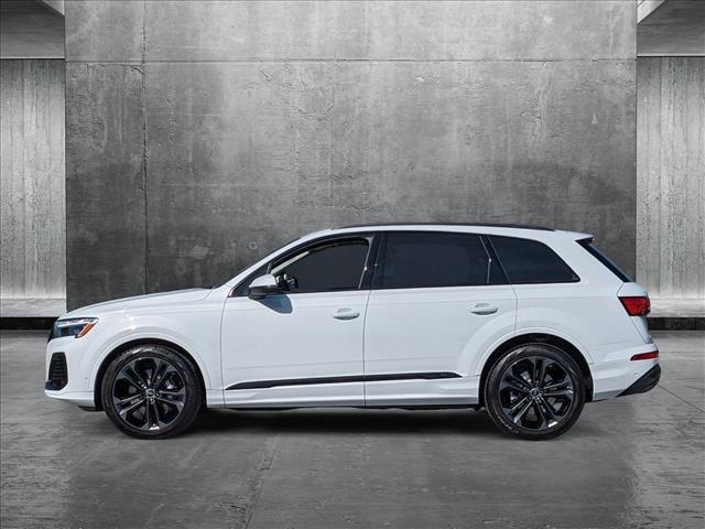 new 2025 Audi Q7 car, priced at $79,367