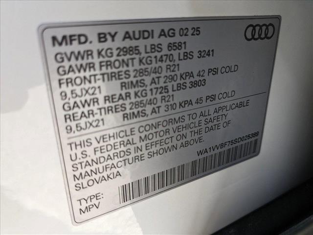 new 2025 Audi Q7 car, priced at $79,367