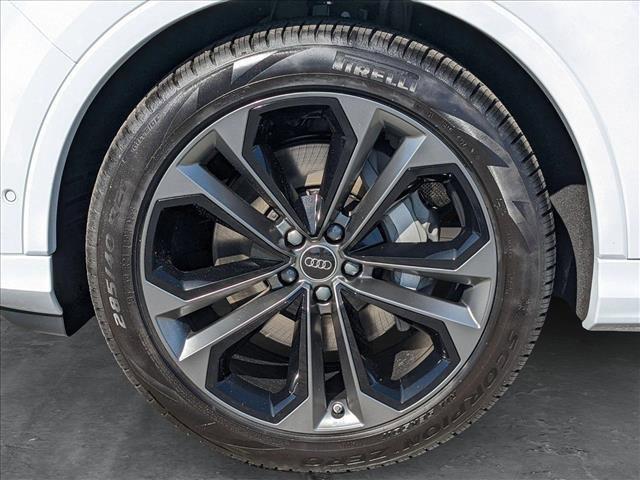 new 2025 Audi Q7 car, priced at $79,367