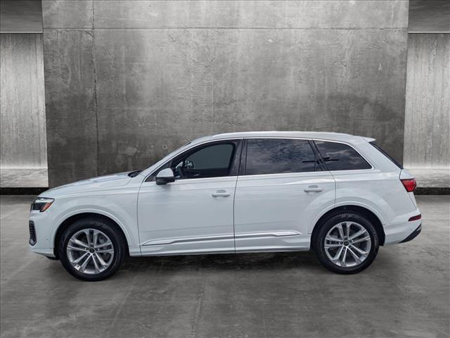 new 2025 Audi Q7 car, priced at $75,035