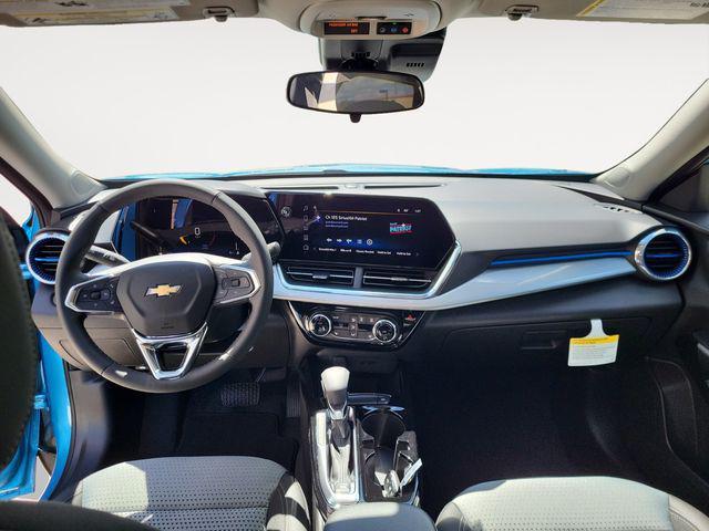 new 2025 Chevrolet Trax car, priced at $25,621