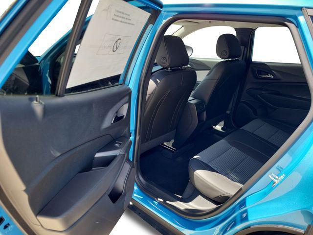 new 2025 Chevrolet Trax car, priced at $25,621