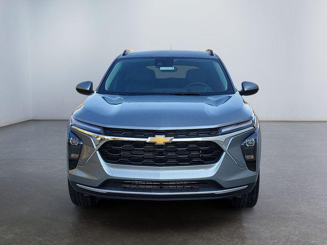 new 2025 Chevrolet Trax car, priced at $24,985