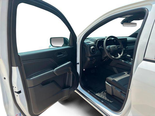 new 2025 Chevrolet Colorado car, priced at $42,639