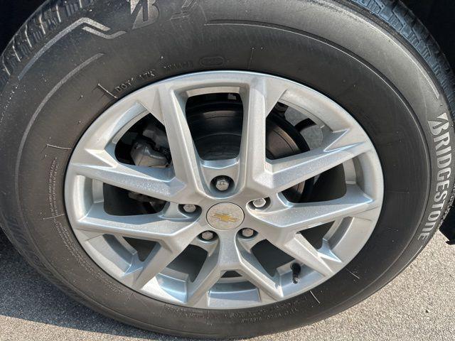 used 2022 Chevrolet Equinox car, priced at $22,997