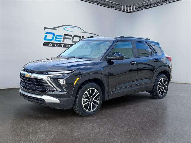 new 2025 Chevrolet TrailBlazer car, priced at $27,906