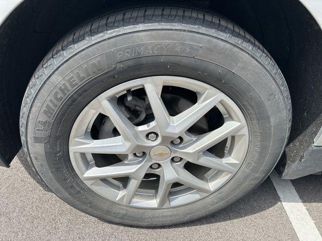 used 2022 Chevrolet Equinox car, priced at $19,413