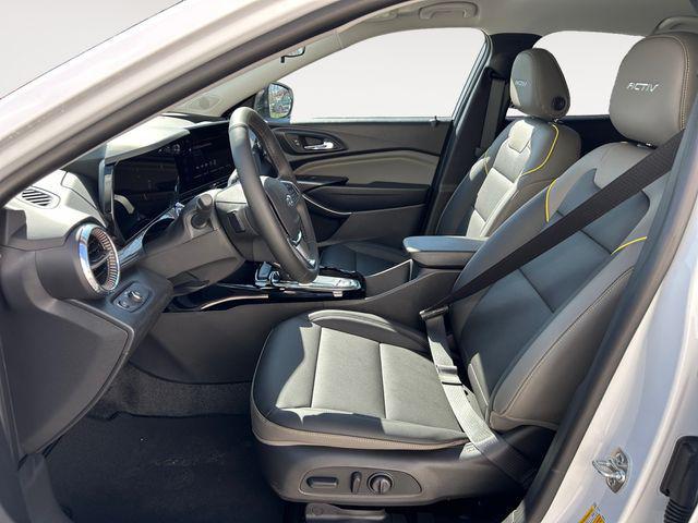 new 2025 Chevrolet Trax car, priced at $26,590