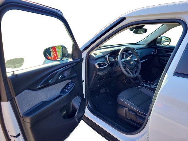 used 2023 Chevrolet TrailBlazer car, priced at $20,654