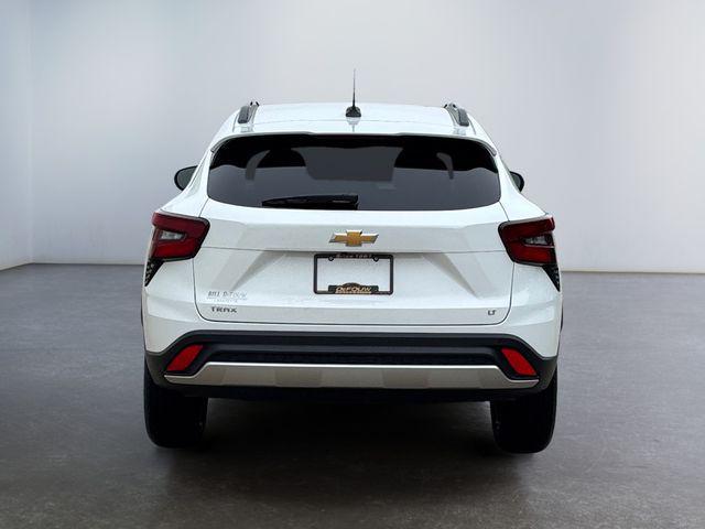 new 2025 Chevrolet Trax car, priced at $26,179