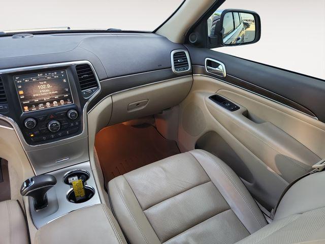 used 2015 Jeep Grand Cherokee car, priced at $17,632