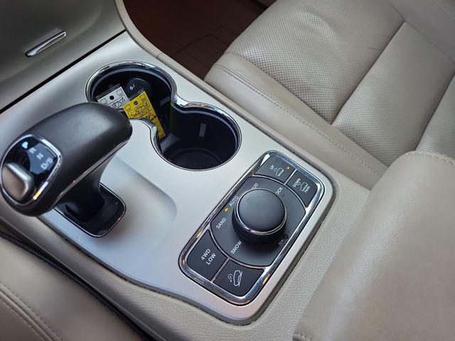 used 2015 Jeep Grand Cherokee car, priced at $17,632