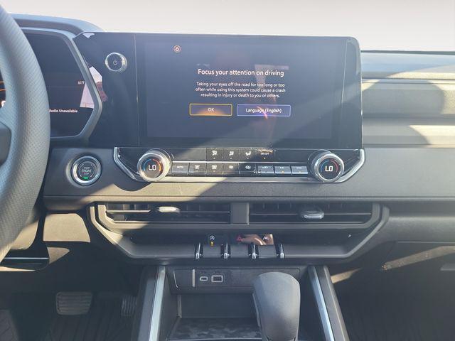 new 2026 Chevrolet Colorado car, priced at $43,230